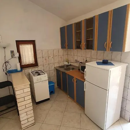Apartment Zdenka Rogoznica (Sibenik-Knin)