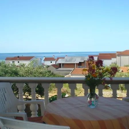 Apartment Zdenka Rogoznica (Sibenik-Knin)